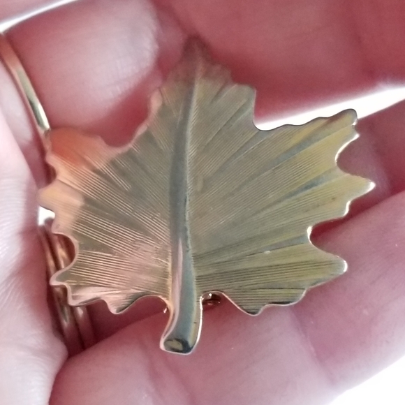 Vintage maple leaf brooch fall pin nature silver gold tone jewelry autumn - Picture 6 of 13